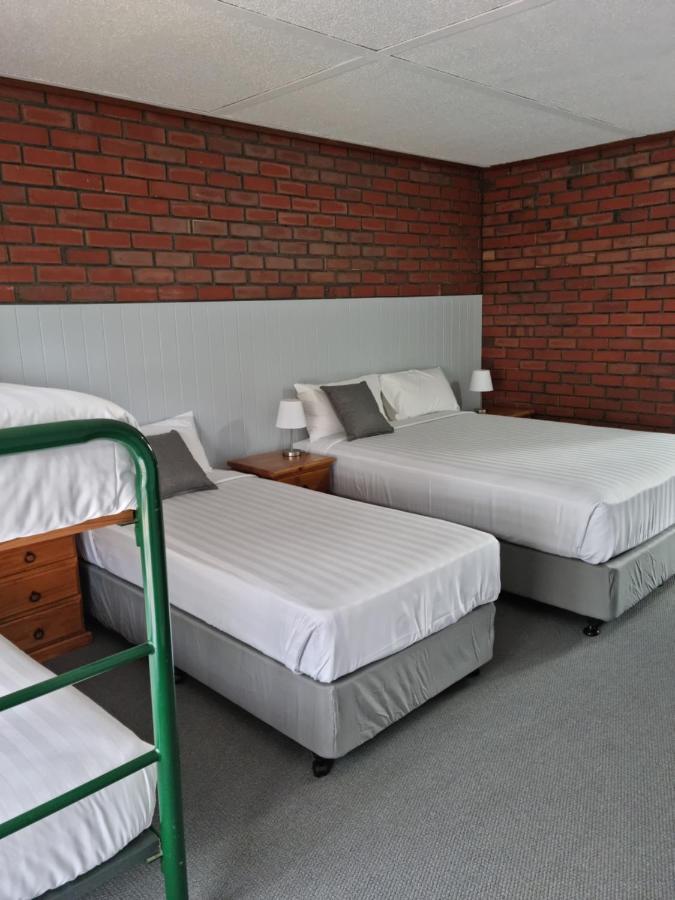 ميلدورا Mid City Plantation Motel المظهر الخارجي الصورة