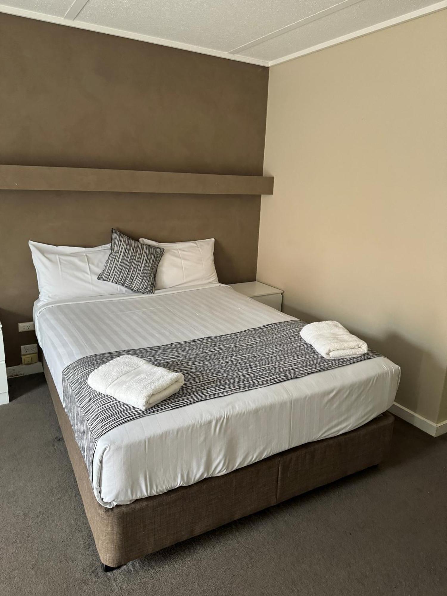 ميلدورا Mid City Plantation Motel المظهر الخارجي الصورة
