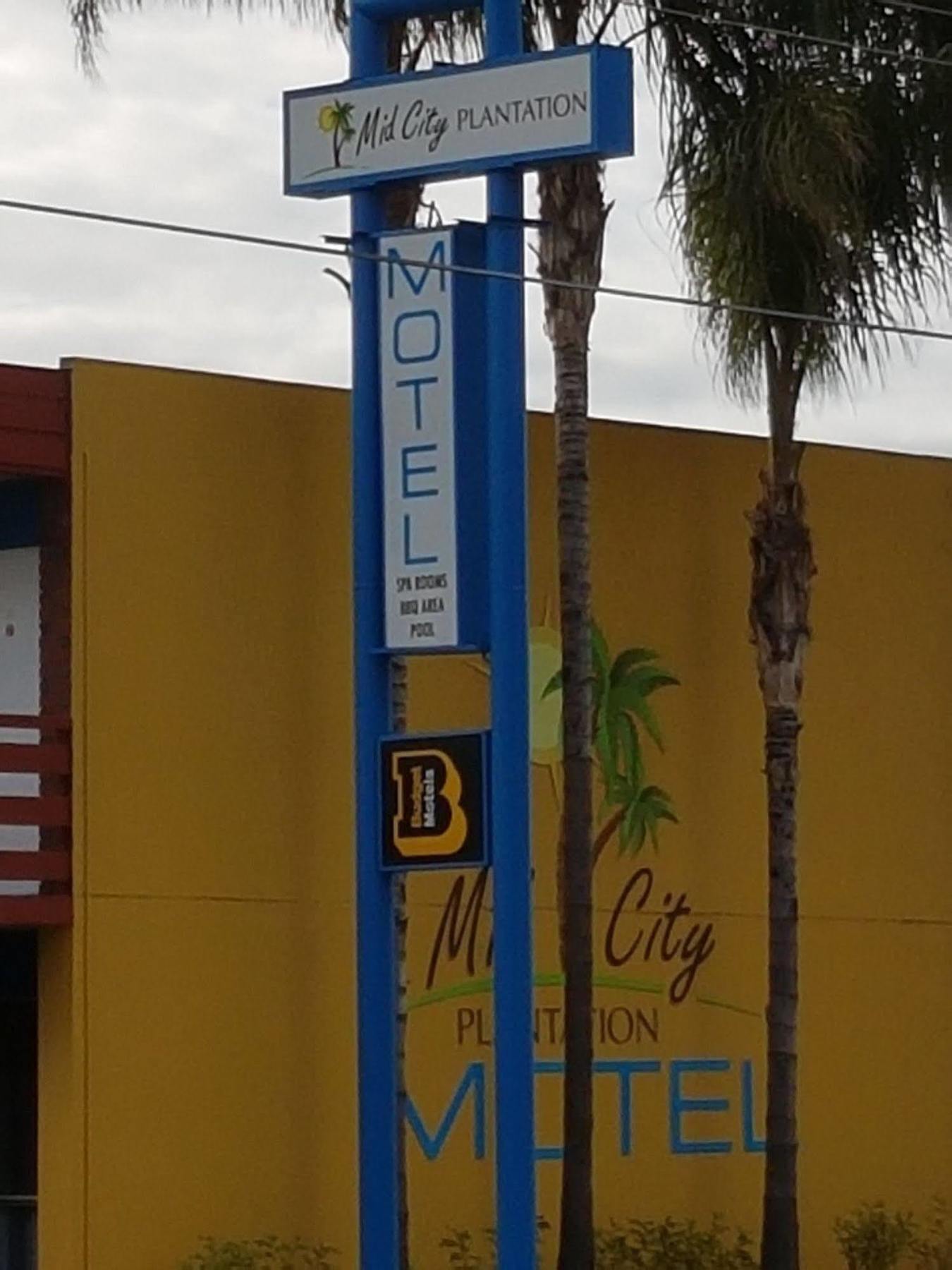 ميلدورا Mid City Plantation Motel المظهر الخارجي الصورة