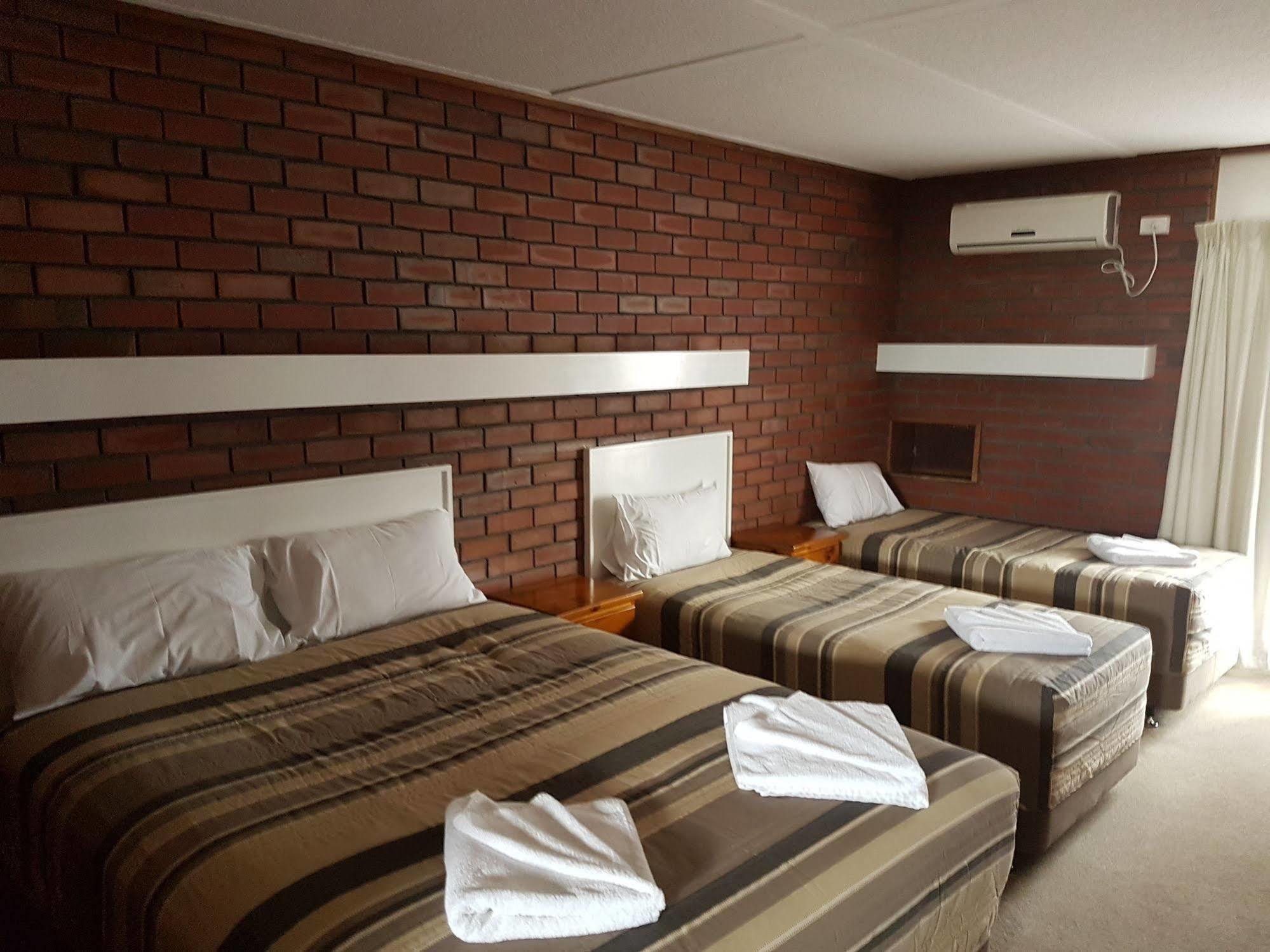 ميلدورا Mid City Plantation Motel المظهر الخارجي الصورة