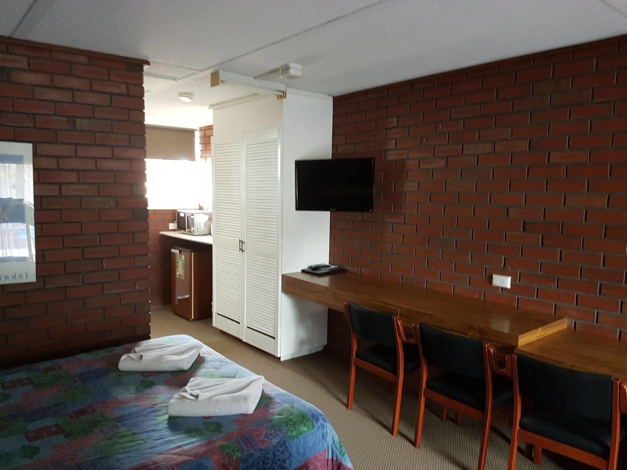ميلدورا Mid City Plantation Motel المظهر الخارجي الصورة